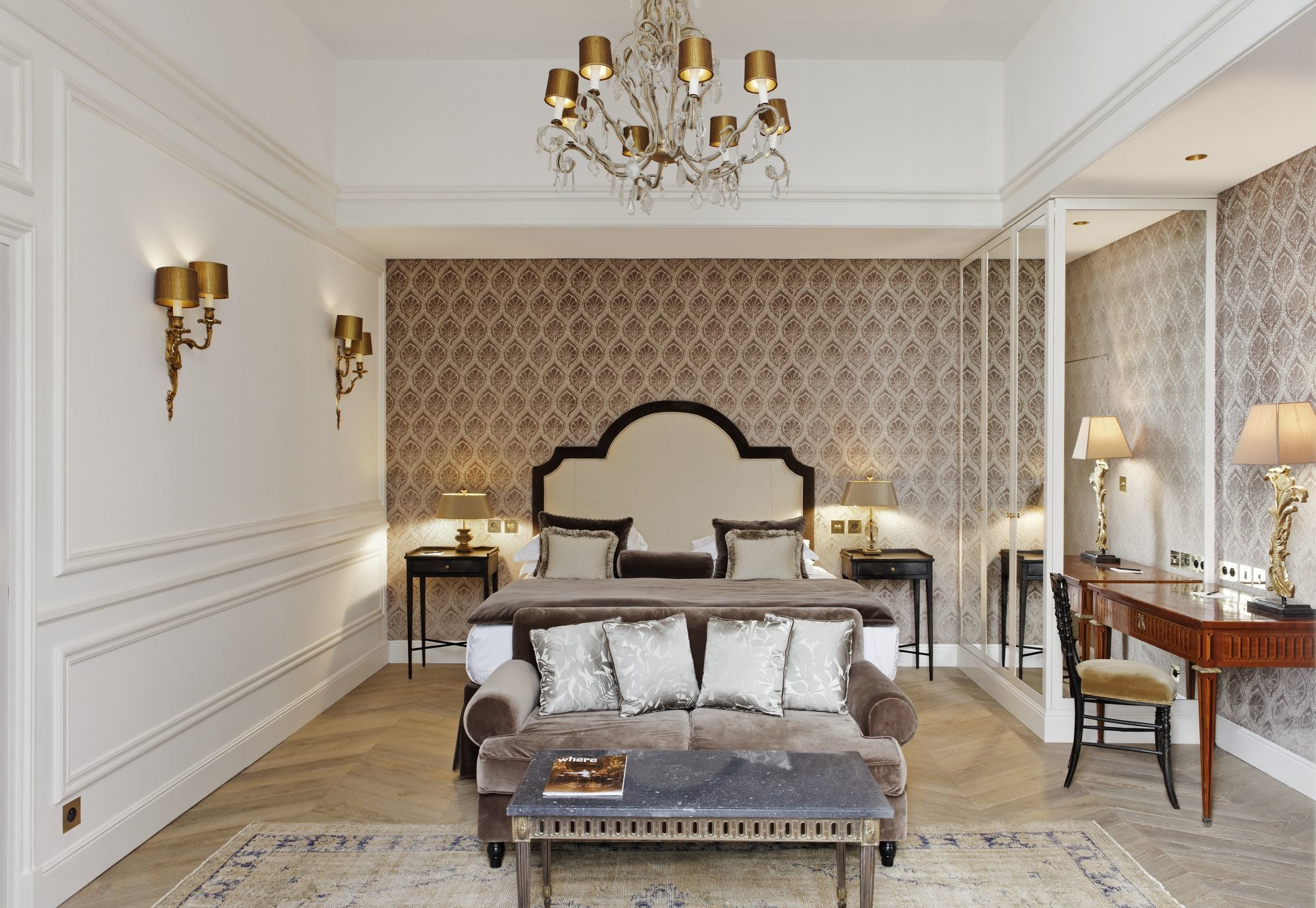 Relais Christine - Deluxe Room