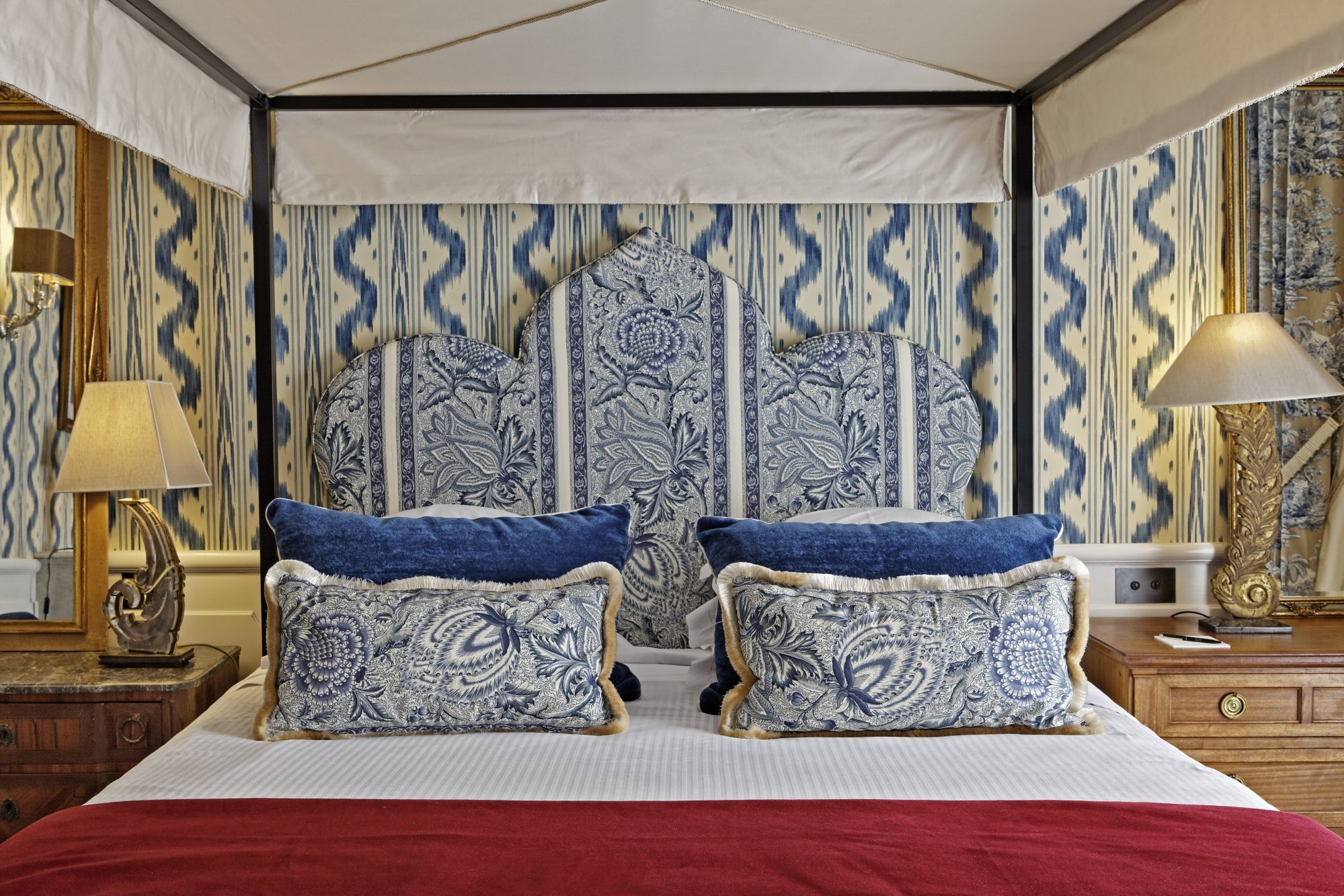 Relais Christine - Deluxe Room
